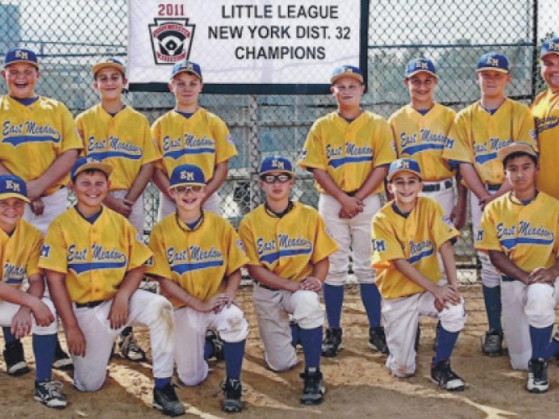 East Meadow Baseball and Softball Celebrate Successful Season East