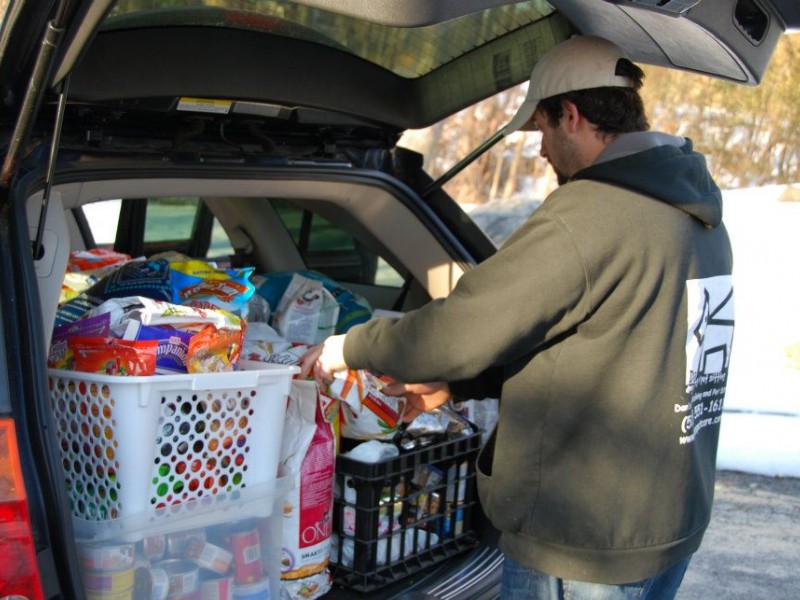 A Port Washington Food Drive for Pets Port Washington, NY Patch