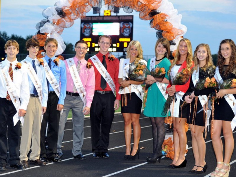 LOOK Hoover High Court Spotlighted at Friday's Game North