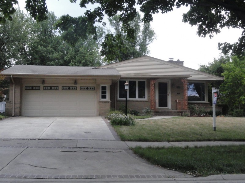 House Hunt Five Ranch Homes for Sale in the Village Western Springs