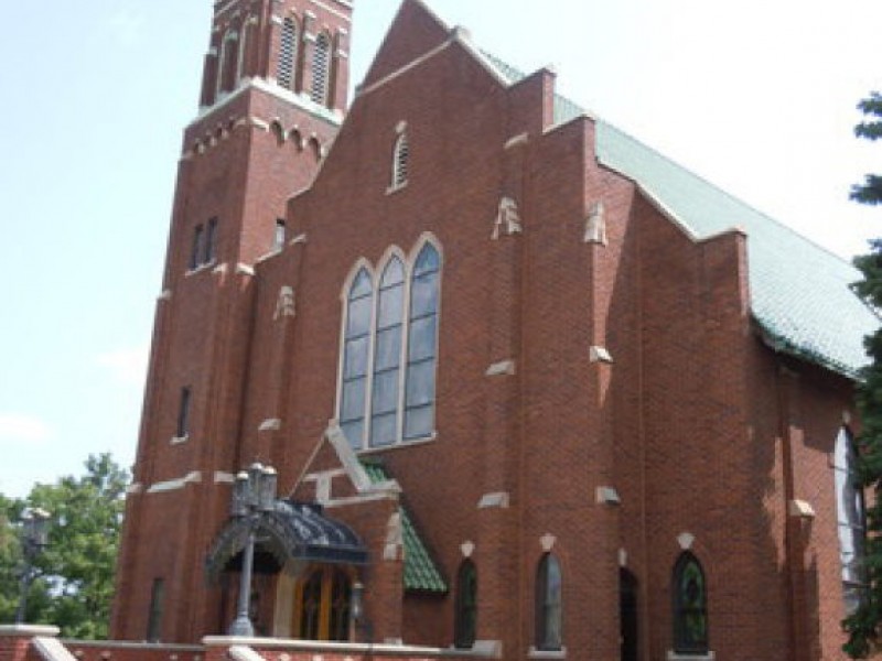 Couple Struck by Vehicle in Front of St. Alphonsus Church | Lemont, IL ...