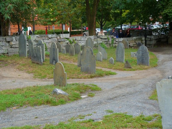 What are some common rules for grave digging?
