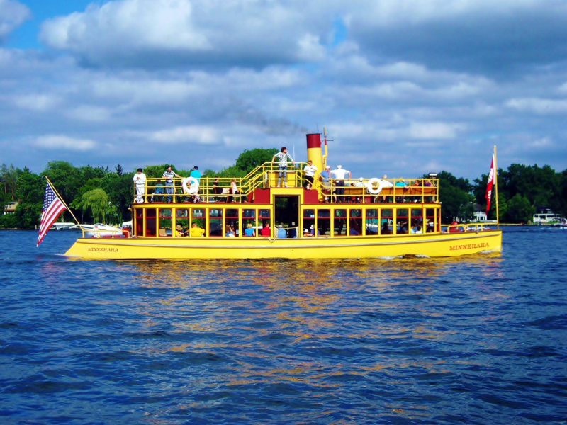 boat cruise lake minnetonka