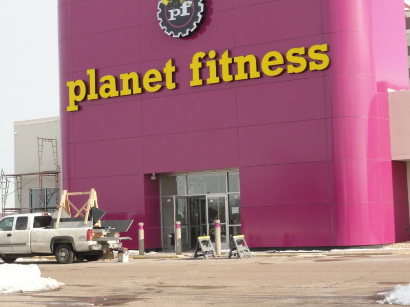 Planet Fitness Opening Friday in Roseville | Roseville, MN Patch