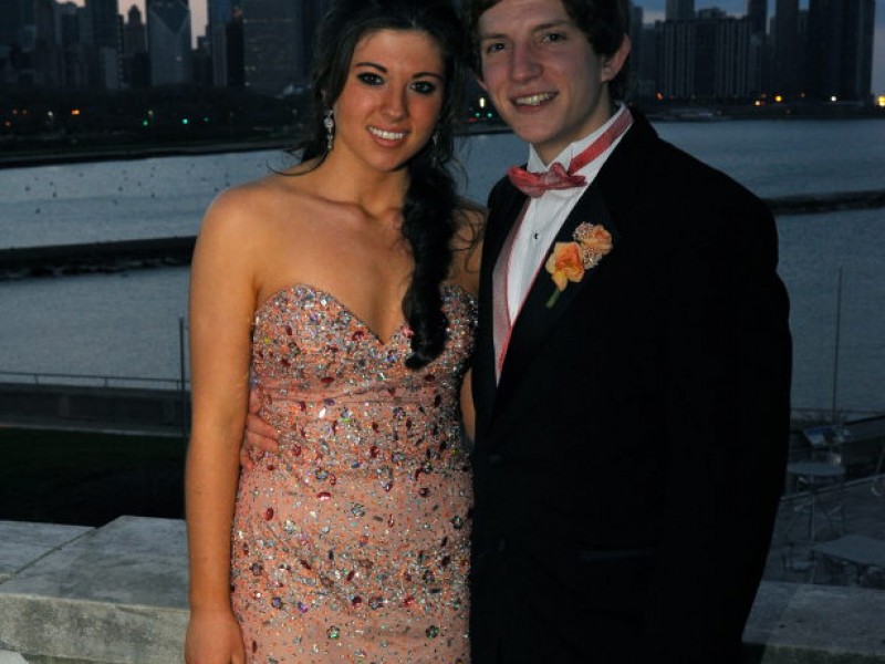 Andrew 2013 Prom: Students Make a Splash at Shedd Aquarium ...