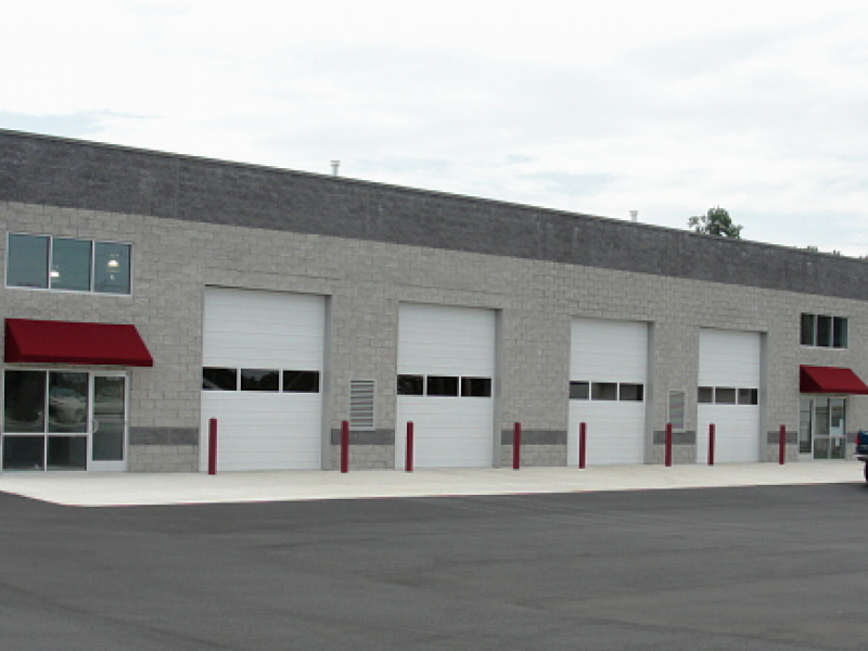 HomeTowne Auto Repair and Tire Opens in Woodbridge - 507ba61c3c44D34838De0b1fecbb36c9