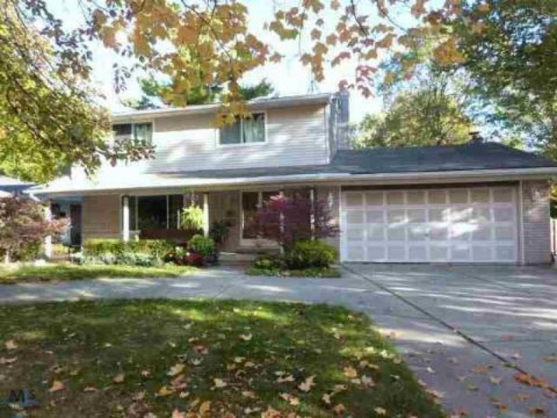 Homes in the 170K Range in Clinton Township and County