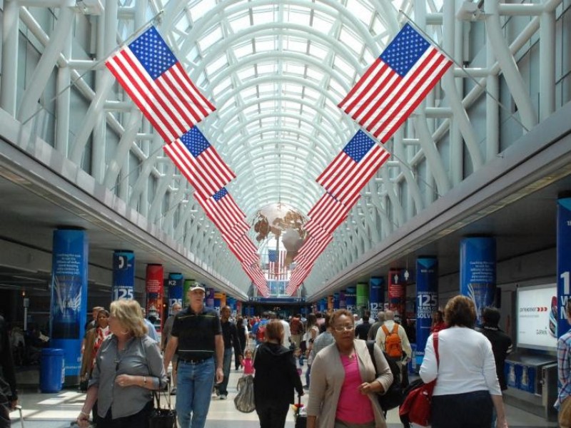 Where Do You Want To Park? Wyndham Chicago O'Hare Traveling can sometimes be stressful, but you can reduce this stress by coordinating your trip before you leave. Our Park Sleep Fly packages are a great fit for travelers who place a high value on convenience.