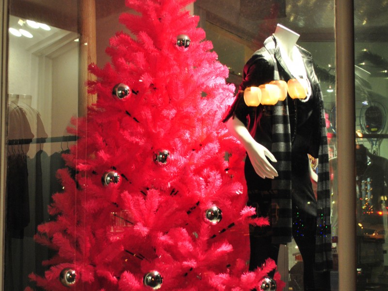 East Hampton Village Storefronts Lit Up at Christmas Time East Hampton, NY Patch