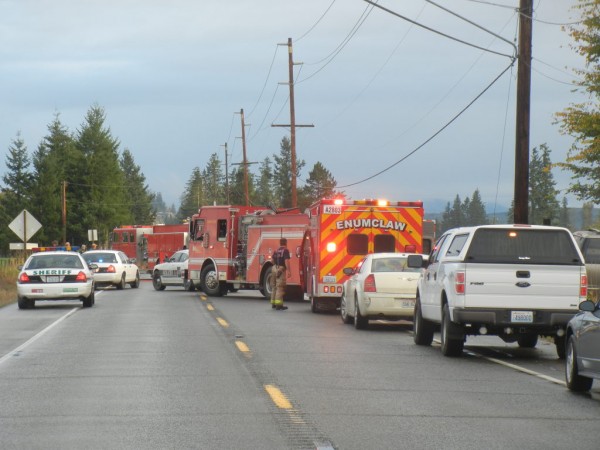 Foto kecelakaan di jalan raya Enumclaw