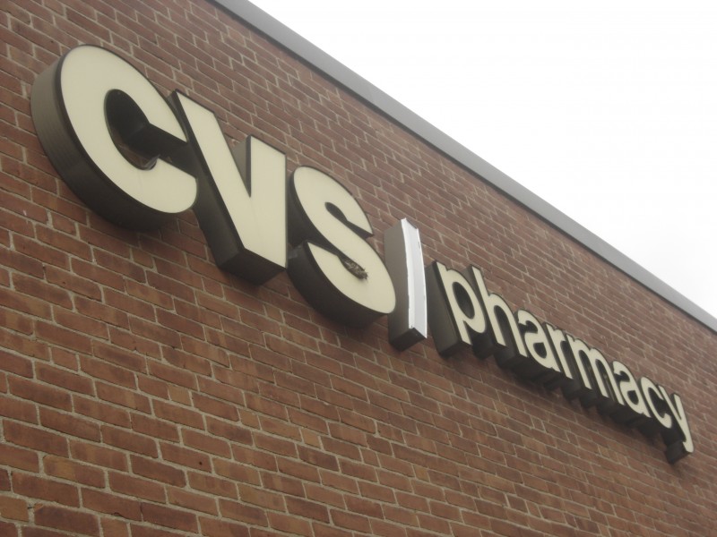 male shoplifter grabs batteries and acne medicine from cvs danvers