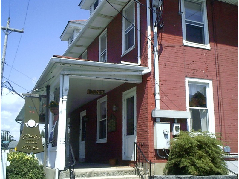 The Cherry Hill Hotel Reopens In Bushkill Township Nazareth Pa Patch