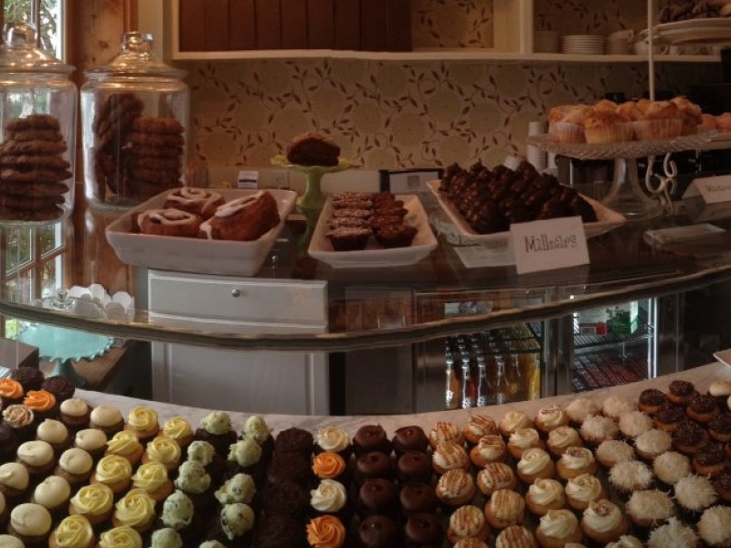 The Cake Box Expands to Big Shop Lane Ridgefield, CT Patch