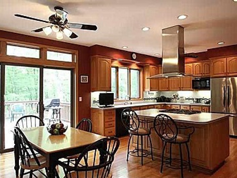 Wow Homes Secluded Million Dollar Home Just Outside Iowa City Iowa