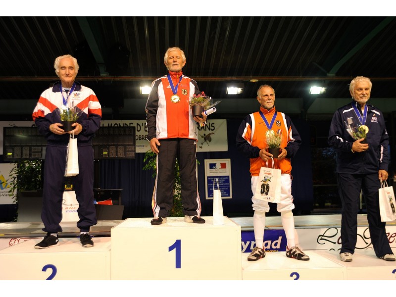 Veteran Fencing World Championship Medalist From Edgewater Edgewater