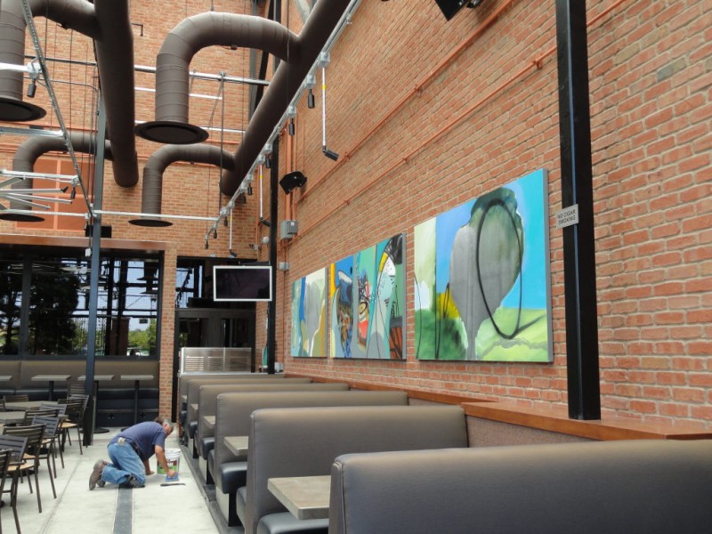 Yard House Serves Up 130 Beers on Tap, 'American Fusion' Food