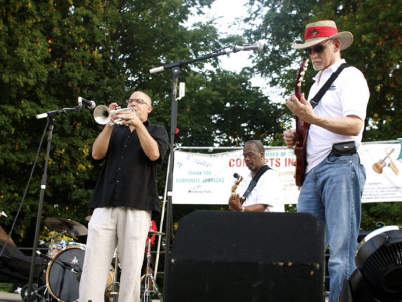 Ralph Butler Band Entertains Large Faust Park Crowd Chesterfield, MO