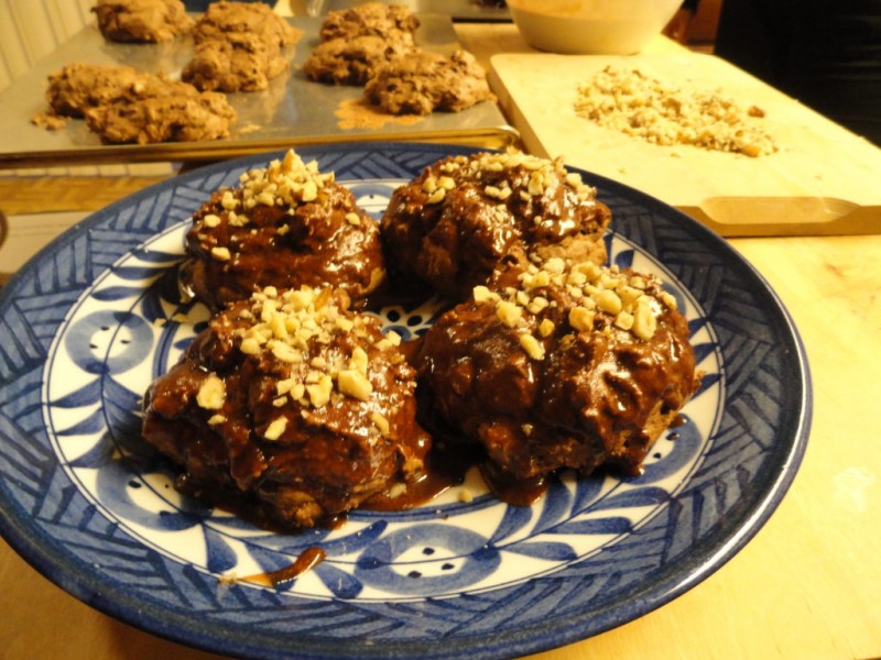 Recipe Mom s Italian Christmas Chocolate Ball Cookies Suisun City 