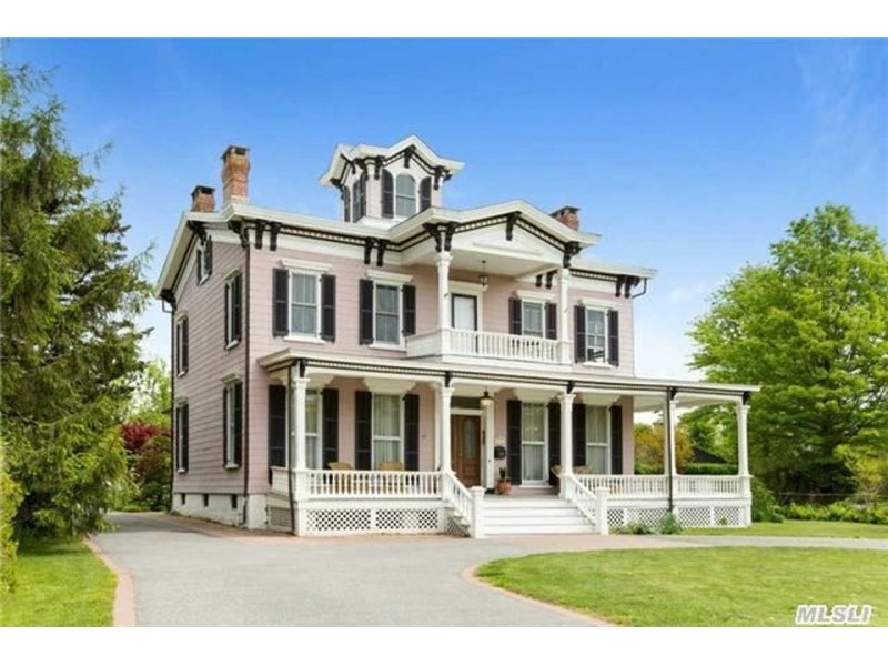 Wow House Babylon Victorian Built in 1870 With Restored Carriage House