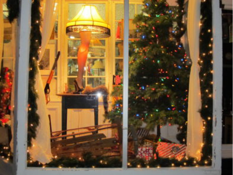 Coming Up Tree And Leg Lamp Lighting Thanksgiving Northport Ny Coming Up Tree And Leg Lamp Lighting Thanksgiving