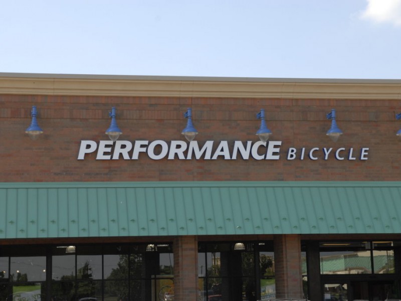 Performance Bicycle Opens Store at Novi Town Center Novi