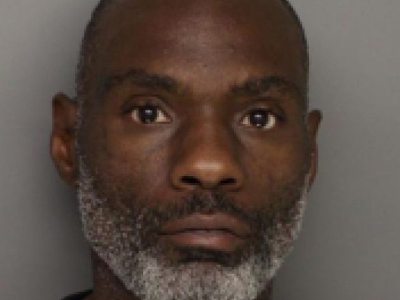 Does live near offender sex