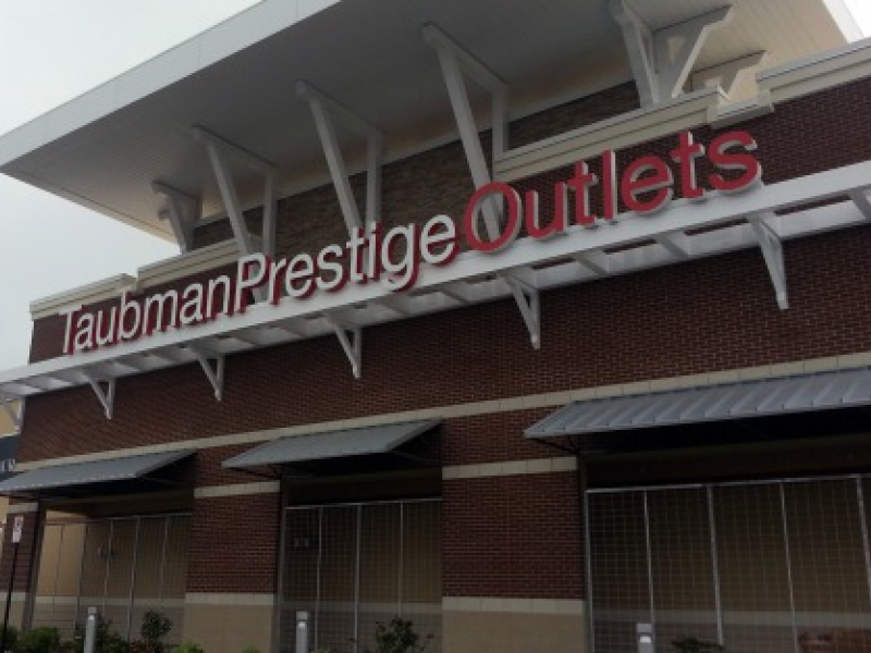 Taubman outlet mall chesterfield mo. Taubman Prestige Outlets in Missouri. 2019-02-09
