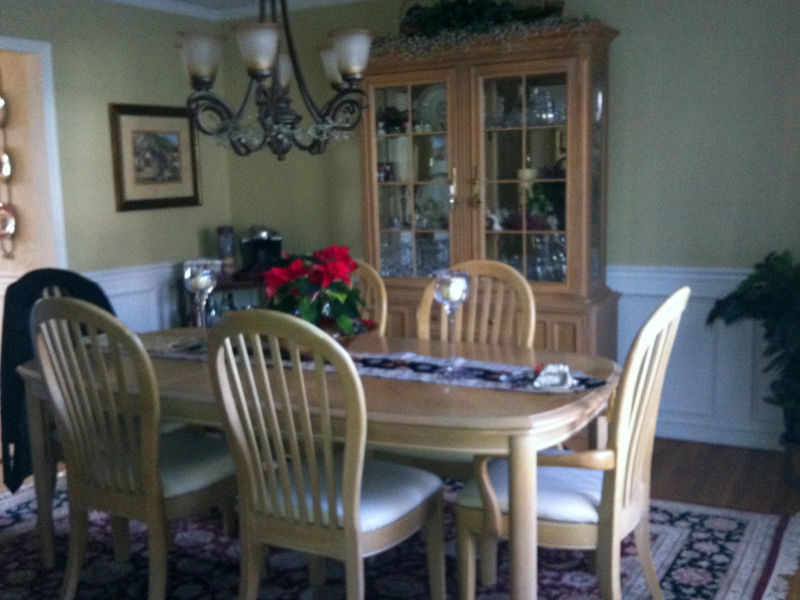 By Owner Fabulous Bernhardt Dining Room Set Table 6 Chairs Hutch By Owner Fabulous Bernhardt Dining Room Set Table 6 Chairs Hutch 850