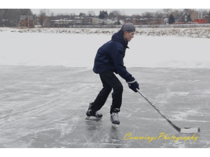 SLIDESHOW: Sunday Skating on Farm Pond | Framingham, MA Patch