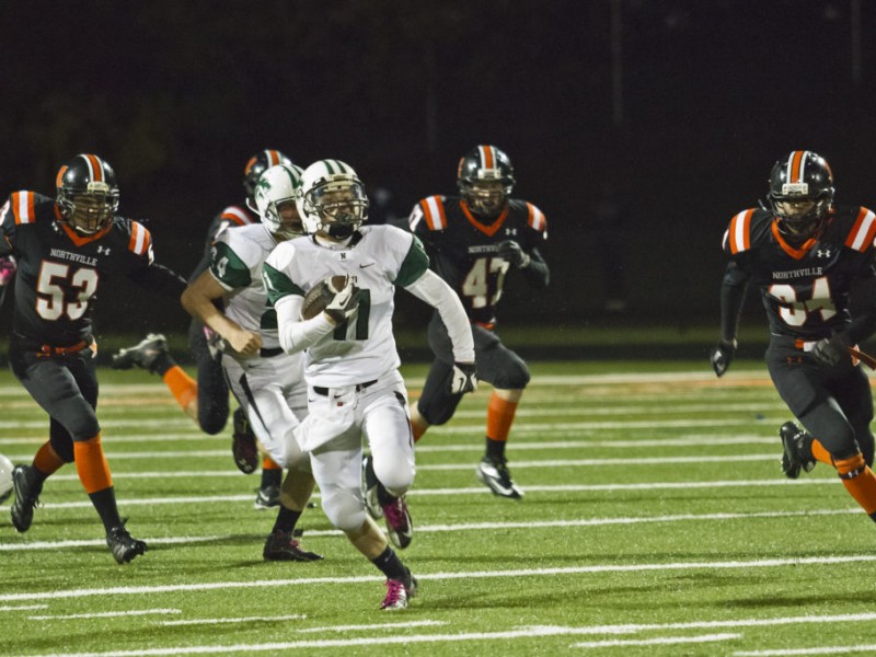 Football: Northville Mustangs Tame Novi Wildcats | Northville, MI Patch