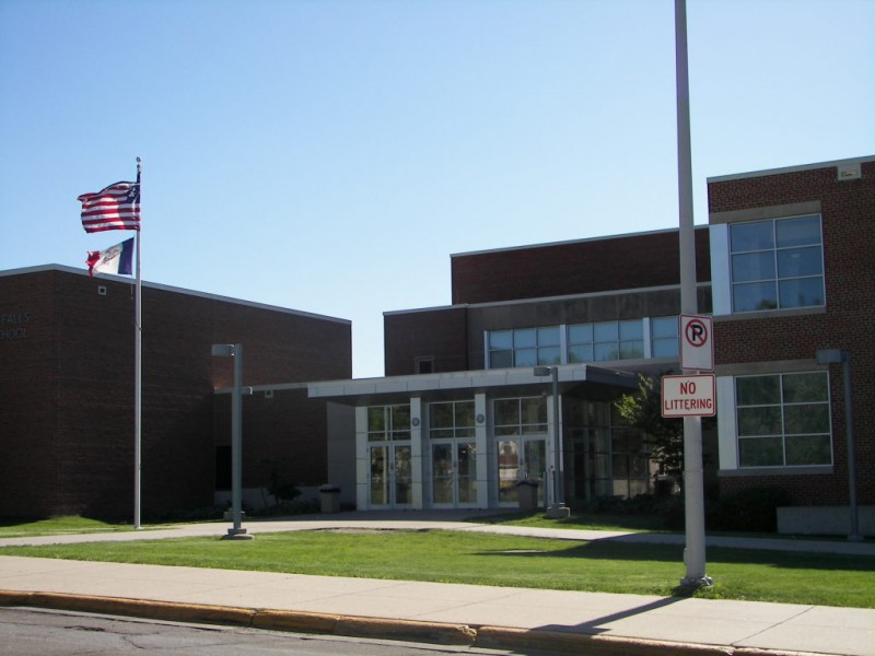 Cedar Falls Cracks Top 10 of Best High Schools in Iowa Cedar Falls