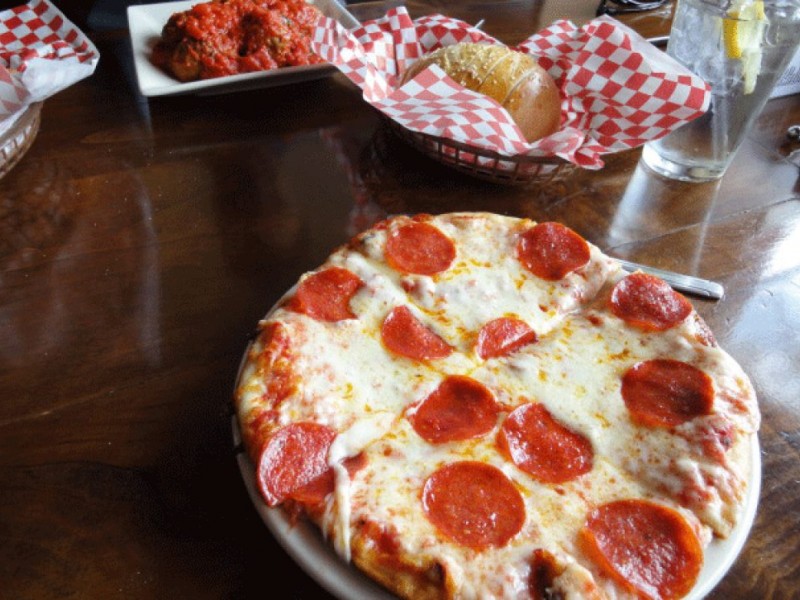 Readers' Choice Who Makes the Best Pizza Around? Montrose, CA Patch