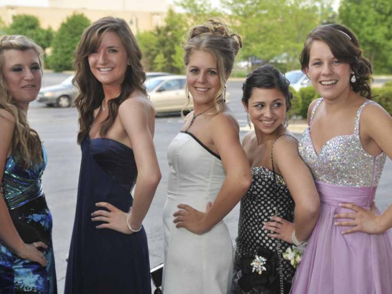 Metea Valley Sets the Standard at Inaugural Prom | Naperville, IL Patch