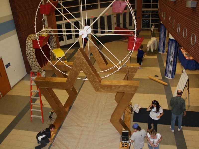 Dozens Volunteer for Oxford HS Post Prom 'Carnival' Oxford, CT Patch