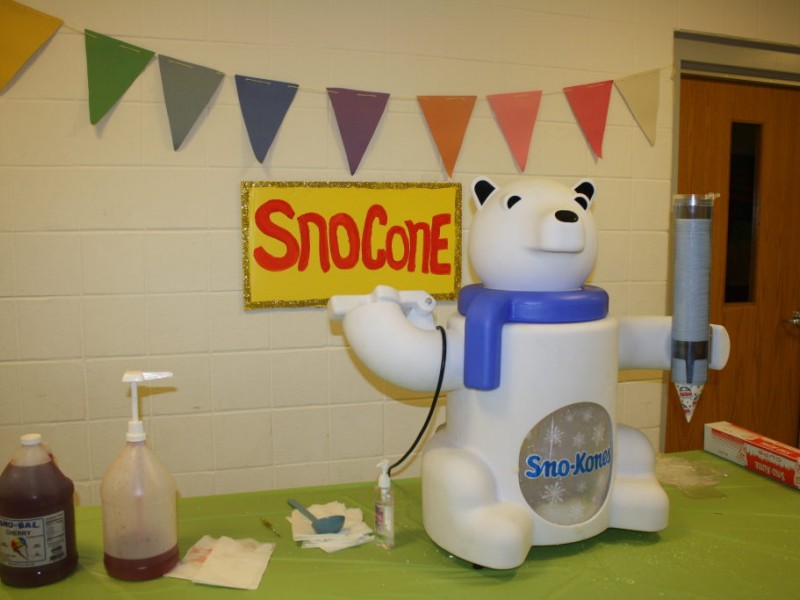 Dozens Volunteer for Oxford HS Post Prom 'Carnival' Oxford, CT Patch