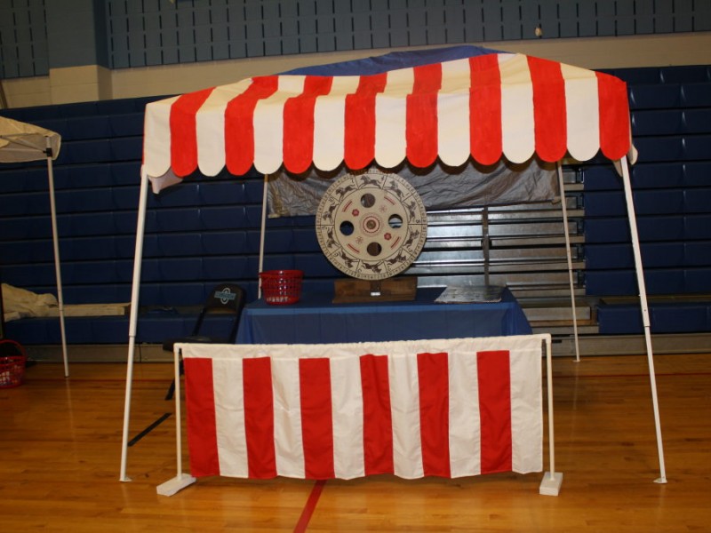 Dozens Volunteer for Oxford HS Post Prom 'Carnival' Oxford, CT Patch