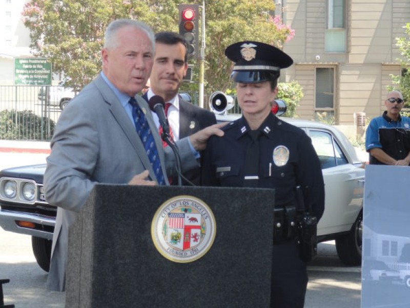 Intersection Dedicated in Honor of 'Onion Field' LAPD Officer