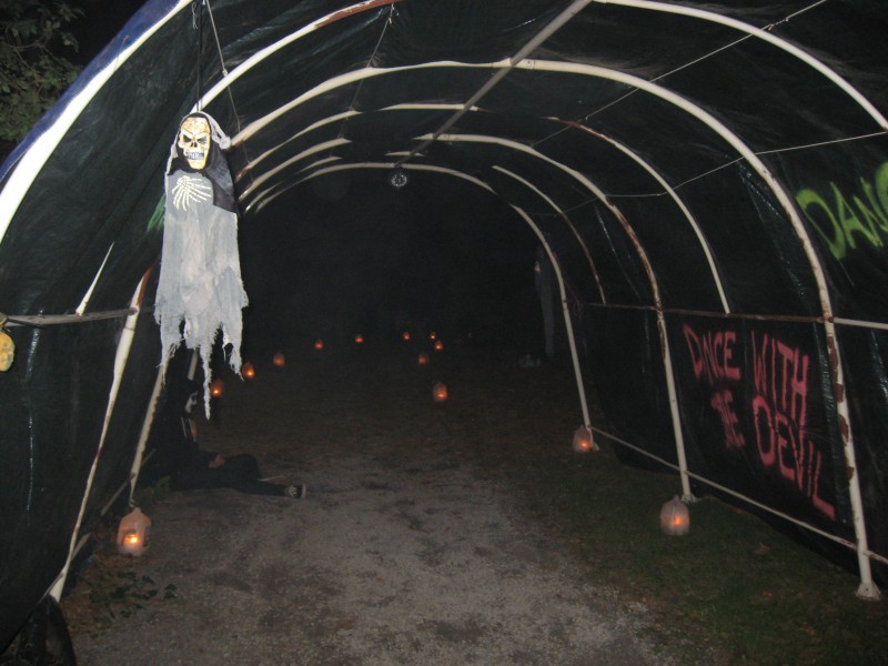 Halloween "Spooky Walk" Returns to Botanical Gardens Mineola, NY Patch