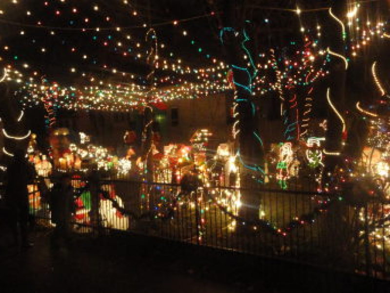 Royal Oak Family Decides to Pull Plug on Christmas Lights Destination