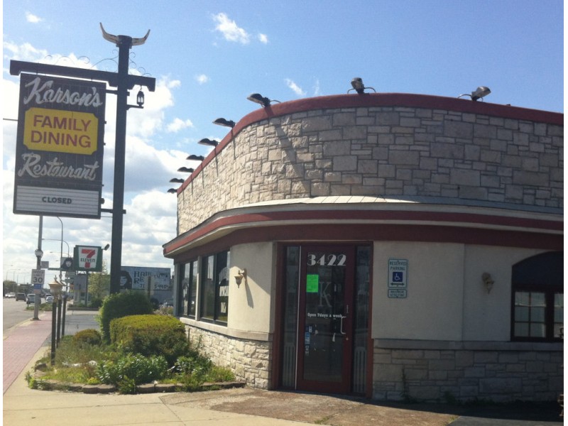 Readers React Family Restaurant Karson S Out Sports Bar In Readers React Family Restaurant Karson S Out Sports Bar In Evergreen Park Il Patch