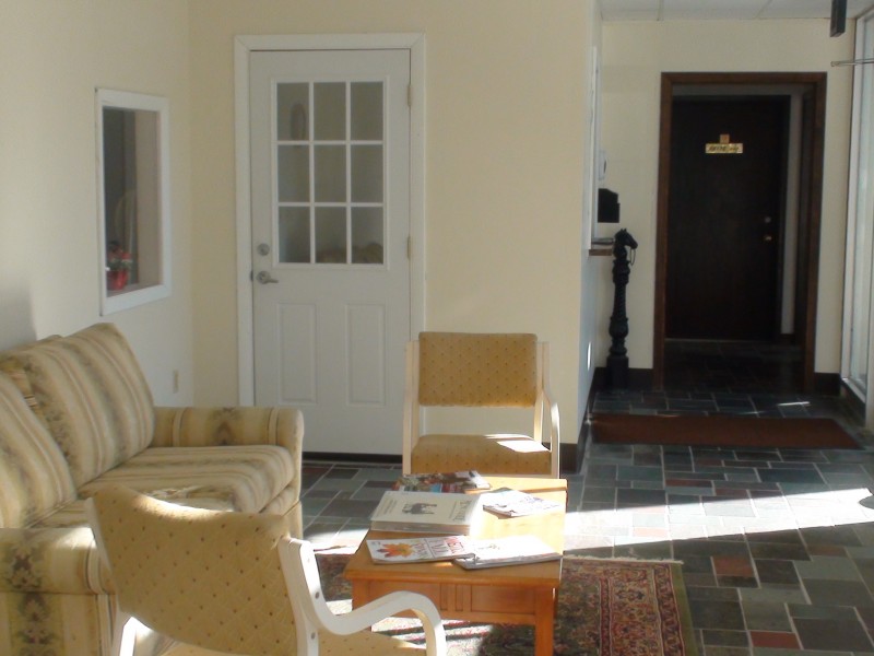 Prostitution Arrest Lingers for Iron Horse Inn Managers | Simsbury, CT