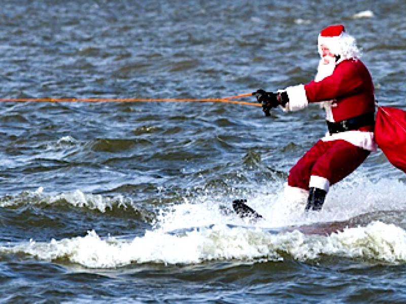 UPDATE Christmas Eve WaterSkiing Santa to Make FirstEver Appearance