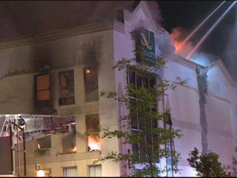 Fire Destroys Alexandria Area Hotel One Injured Mount Vernon Va Fire Destroys Alexandria Area Hotel One Injured 0
