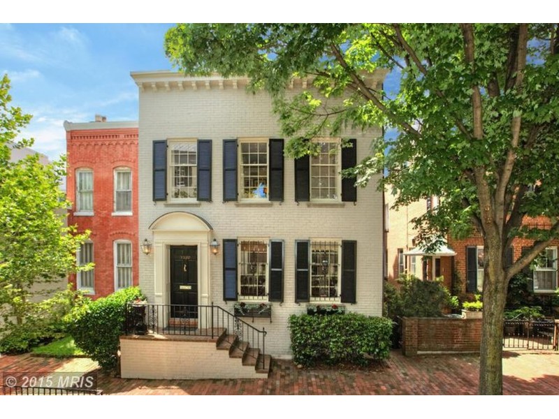 'WOW' House Federal Townhouse in Heart of Town