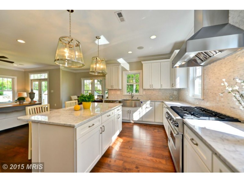 Del Ray 'WOW' House Front PorchFriendly Farmhouse Del Ray, VA Patch