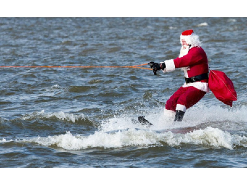 WaterSkiing Santa Returns to Alexandria on Christmas Eve Old Town