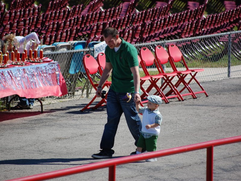 Florida Strawberry Festival Baby Parade Draws Kids, Costumes, Floats