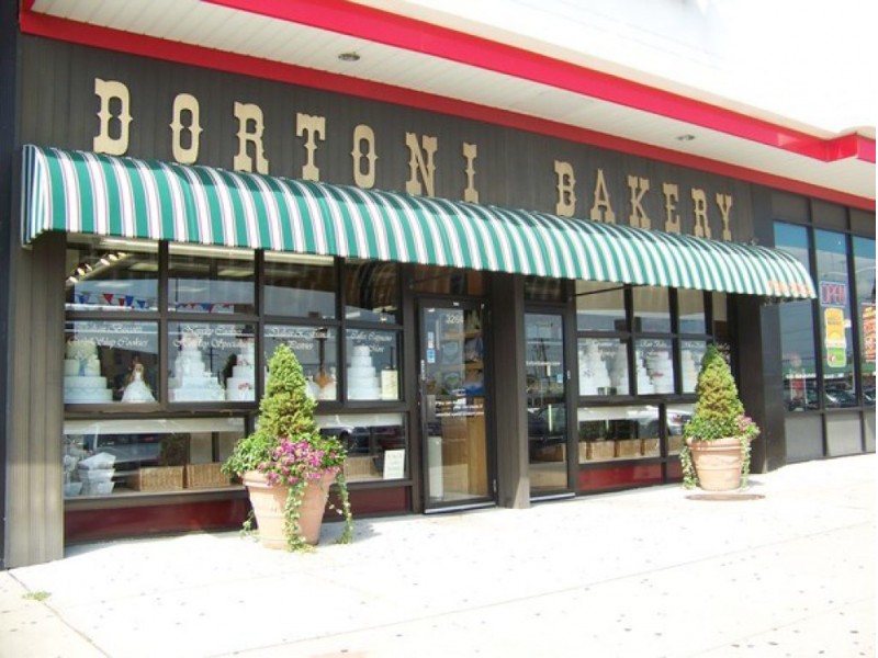68 Head Down to Dortoni Bakery Levittown, NY Patch