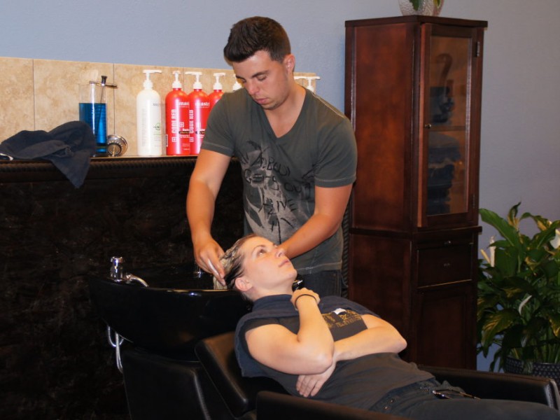 New Hair Studio Provides Upscale Cuts and Colors to 