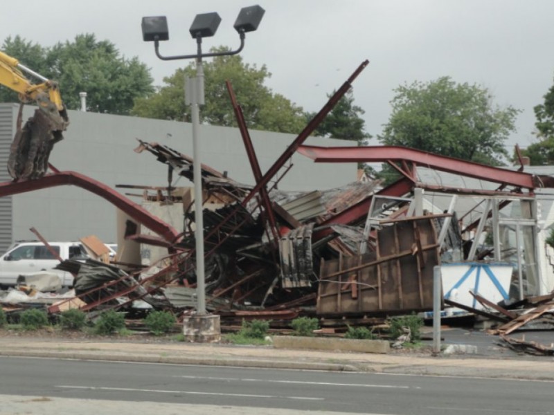 Building Owned by Levittown Ford Demolished | Levittown, NY Patch Building Owned by Levittown Ford Demolished | Levittown, NY Patch